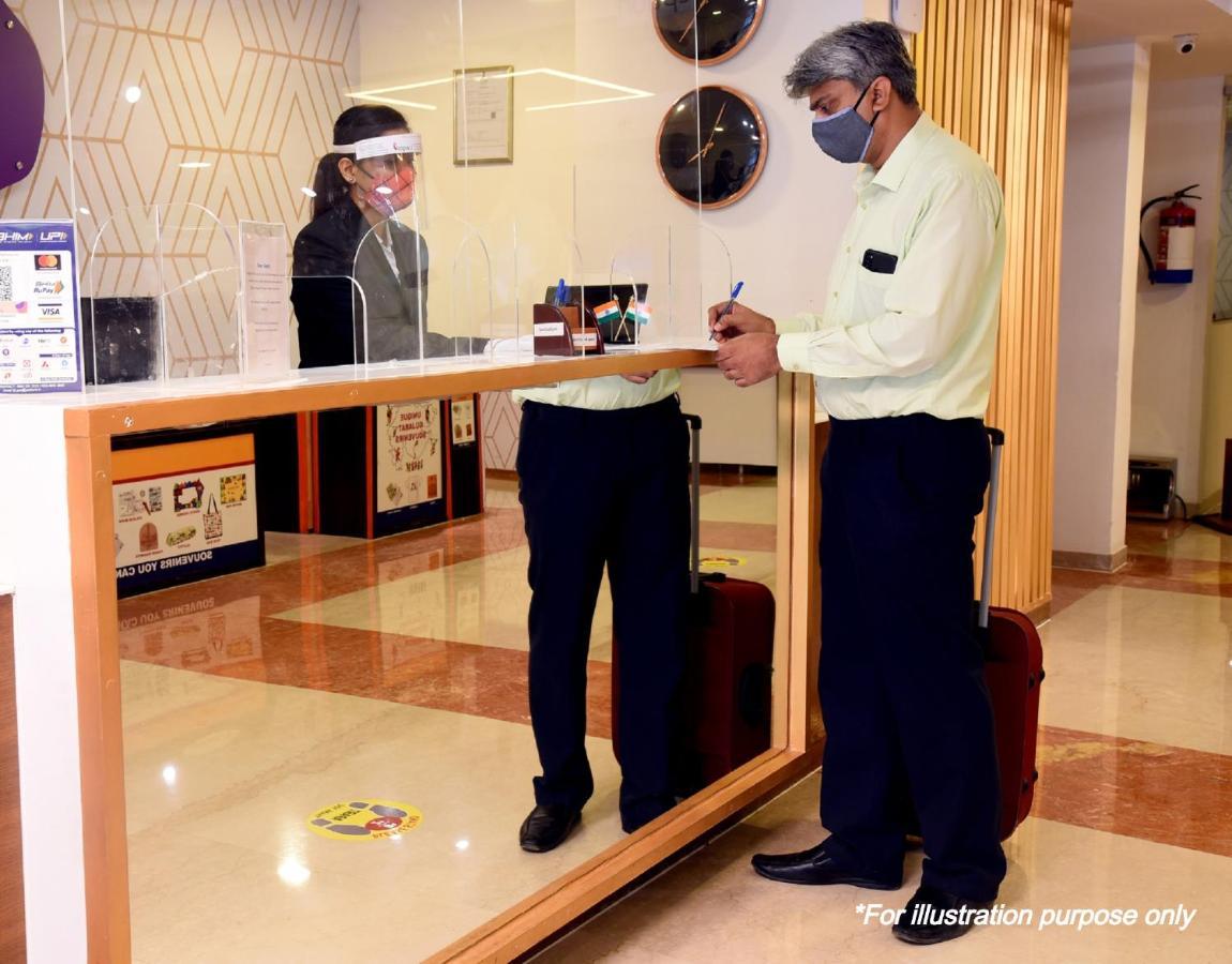Spot On 37040 Hotel Ayushman Palace Bilaspur  Exterior photo