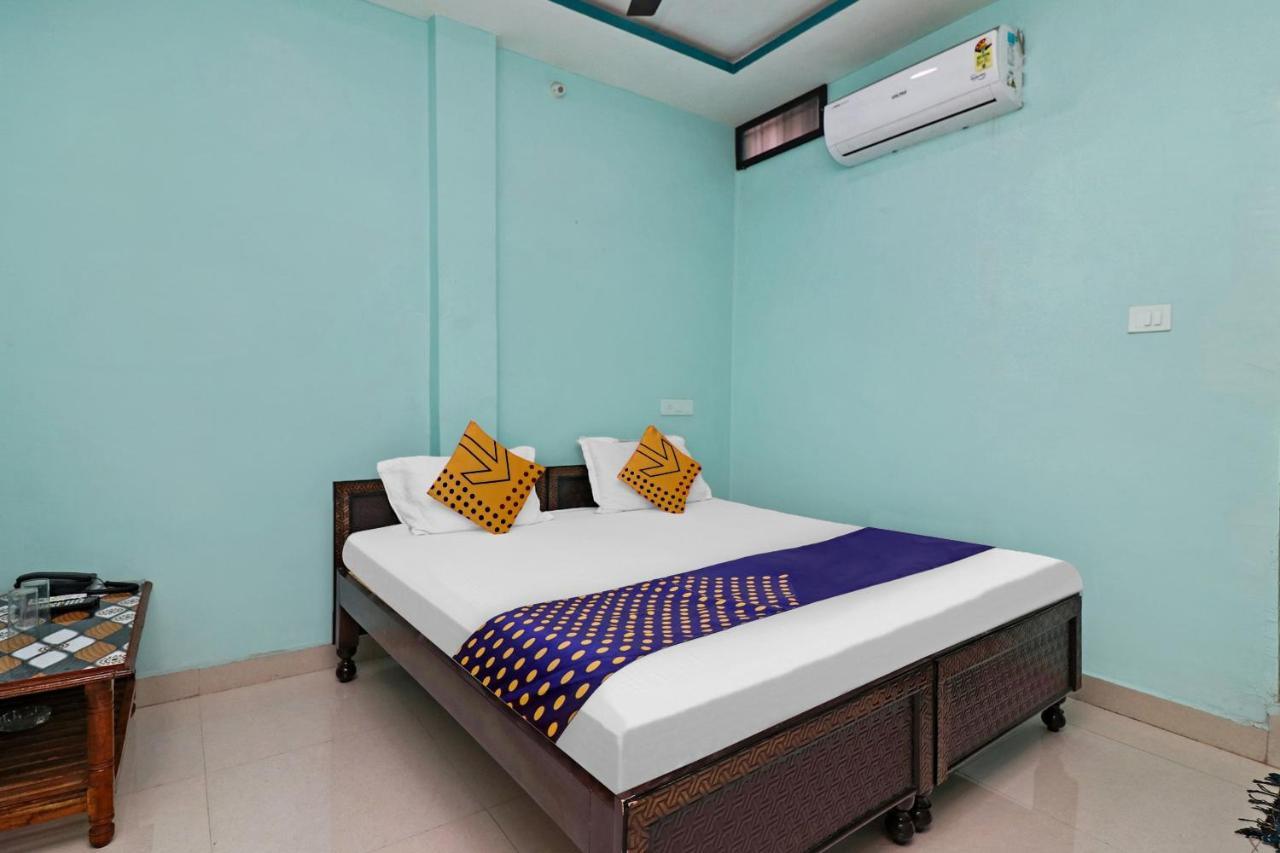 Spot On 37040 Hotel Ayushman Palace Bilaspur  Exterior photo